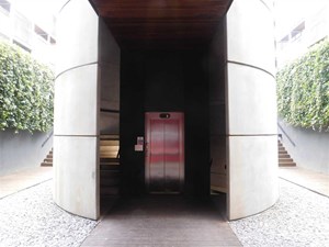 - click for photo gallery